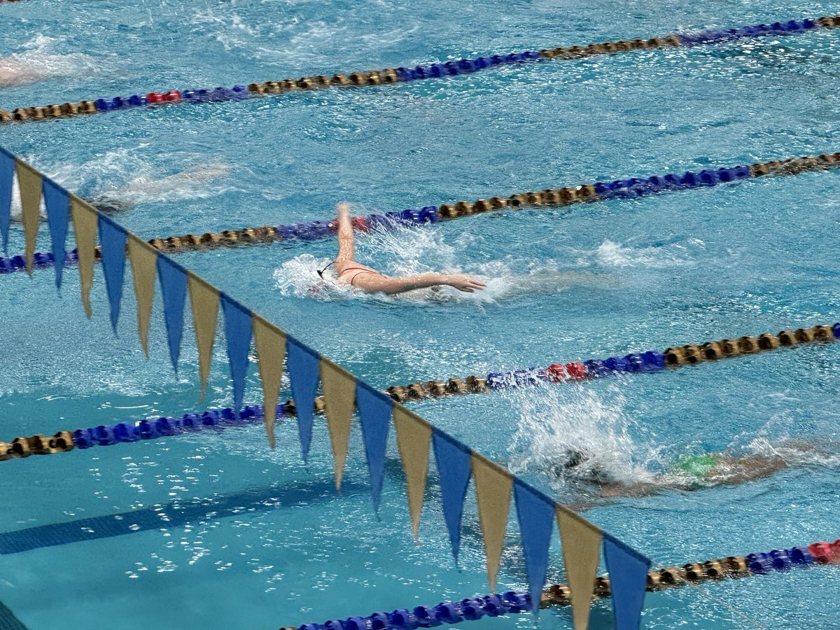 Frogman87's tweet photo. I’m having fun at the swim meet supporting Heritage HS and Midlothian HS swim teams!  Our kids work so hard and they are killing it!! Got to hang out with swim moms!! #MISDProud #InspiringExcellence https://t.co/5XGRzwUA7H