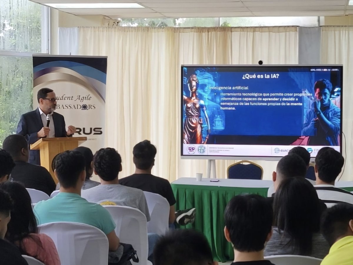 IPJoey's tweet image. Un honor hablar en el II Simposio de Ciencias de la Computación de la @utpfisc sobre El nuevo reto: Cuando la IA es utilizada por criminales. Gracias al @PanamaCNA por invitarme y a los estudiantes por sus preguntas. #InteligenciaArtificial #IA #Innovación #ciberdelito #deepfake