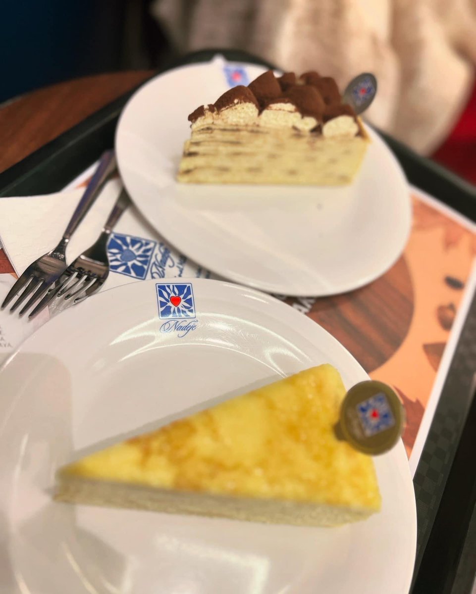hhmmgg2424's tweet photo. 吉隆坡之旅:One Utama,吃到心心念念的千層蛋糕,買到心儀的白色裙子,走了美麗的空中花園和魚池雨林,真是棒棒的一天。
#黑棉女孩 #TheCurve #Grab #MYR7 #OneUtama #MYR50 #Nadeja #MYR43 https://t.co/i2P2oP9iGP