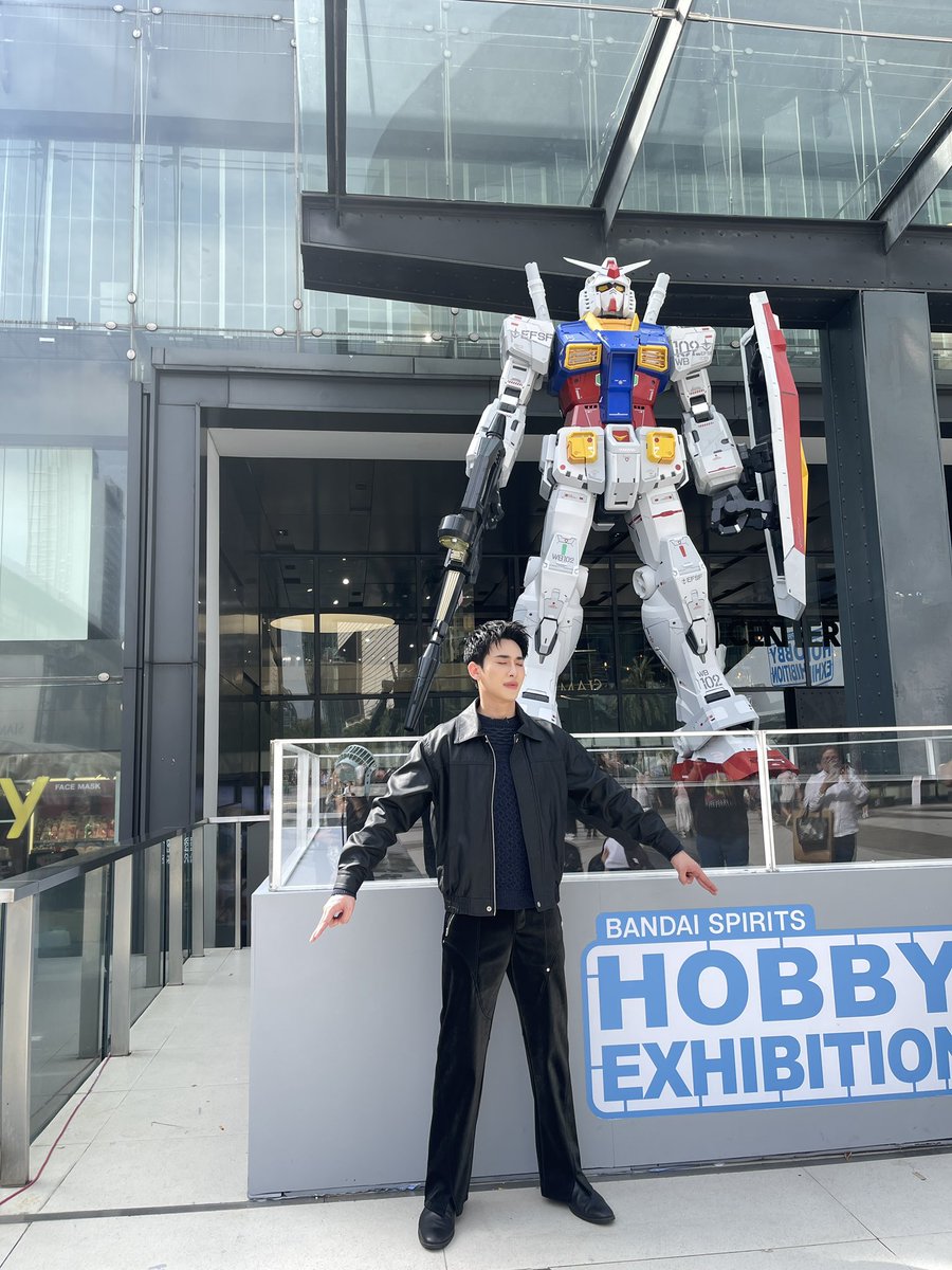 ถามว่าร้อนไหม เพื่อคนดูค้าบ😆