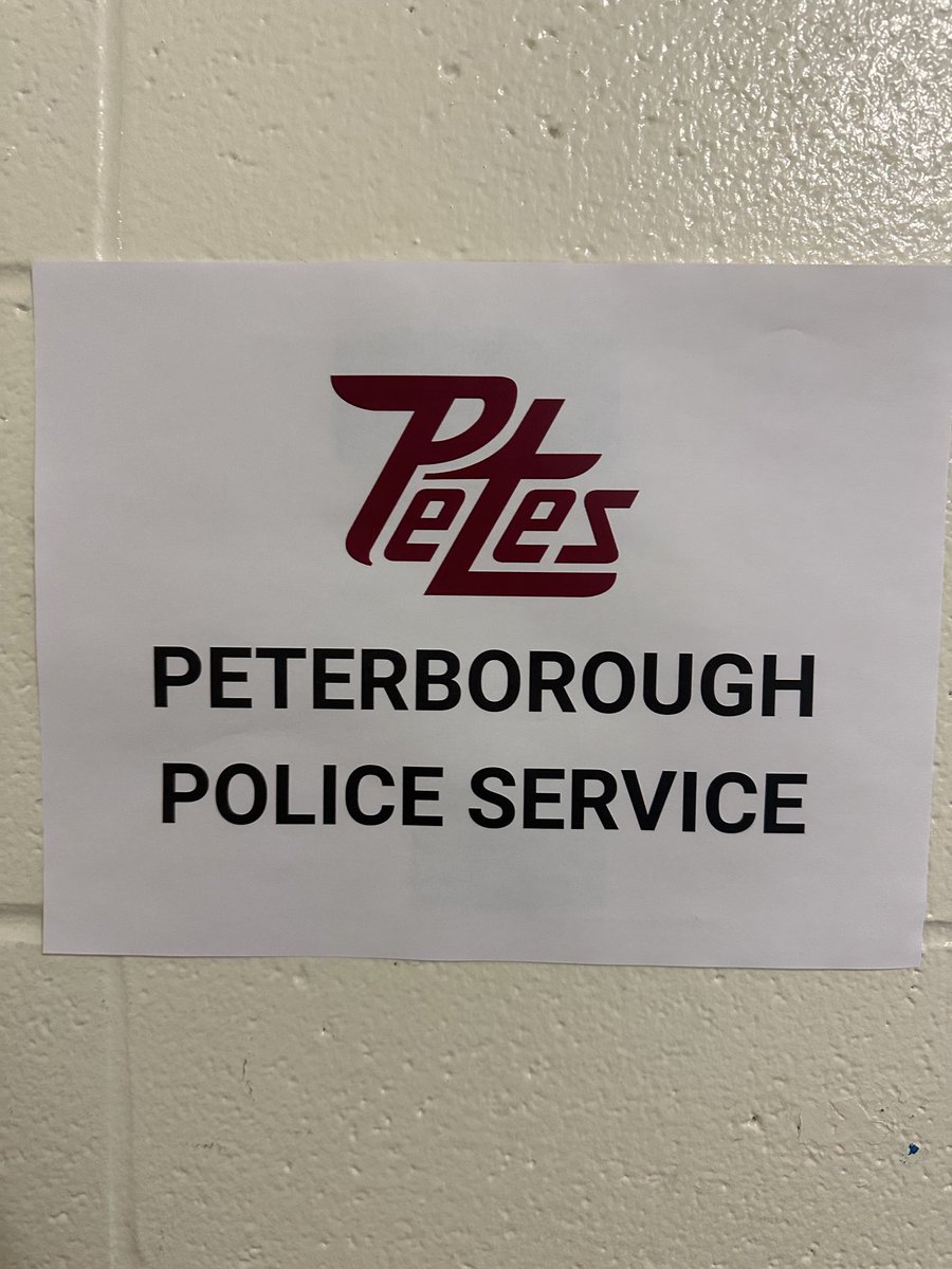 Burdettski1's tweet photo. Annual ⁦@PetesOHLhockey⁩ ⁦@OHLHockey⁩ ⁦@torchrunontario⁩ ⁦@SOOntario⁩ Big Ticket event and puck drop in support of our 23,000 + Special Olympians locally ⁦@PtboPolice⁩ and in the province. $ 3,200.00 raised but more importantly public awareness! https://t.co/uCVEKHLCZf