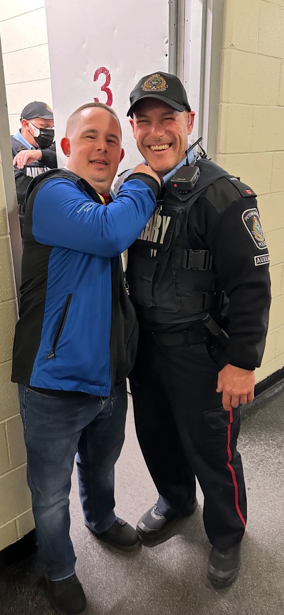 Burdettski1's tweet photo. Annual ⁦@PetesOHLhockey⁩ ⁦@OHLHockey⁩ ⁦@torchrunontario⁩ ⁦@SOOntario⁩ Big Ticket event and puck drop in support of our 23,000 + Special Olympians locally ⁦@PtboPolice⁩ and in the province. $ 3,200.00 raised but more importantly public awareness! https://t.co/uCVEKHLCZf