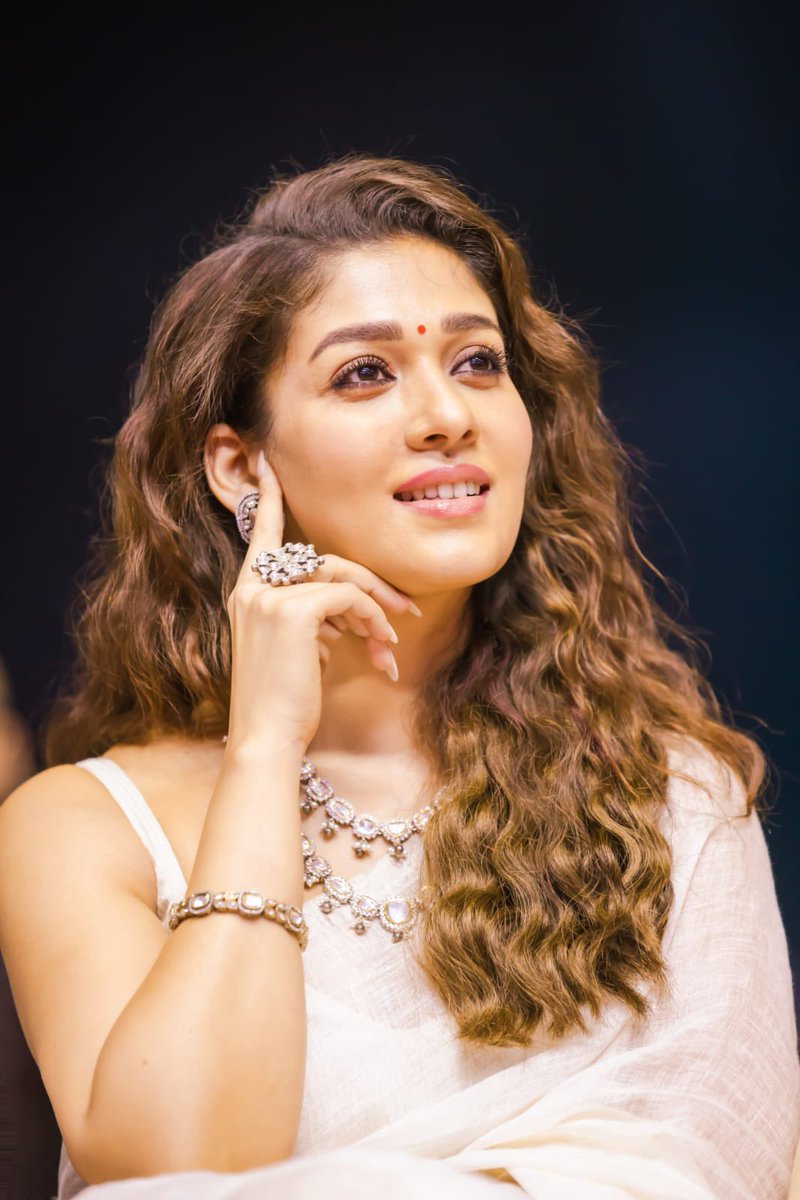 Theeejay tweet media