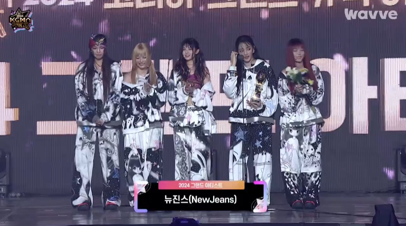 pannatic's tweet photo. ZEROBASEONE, (G)I-DLE, and NewJeans take home the grand prizes at the 2024 KGMA, K-Netz react
https://t.co/5X8trRCBgO
#ZEROBASEONE #ZB1 #GI_DLE #NewJeans #KGMA2024 #제로베이스원 #제베원 #여자아이들 #뉴진스 https://t.co/sRcXRAR6UY