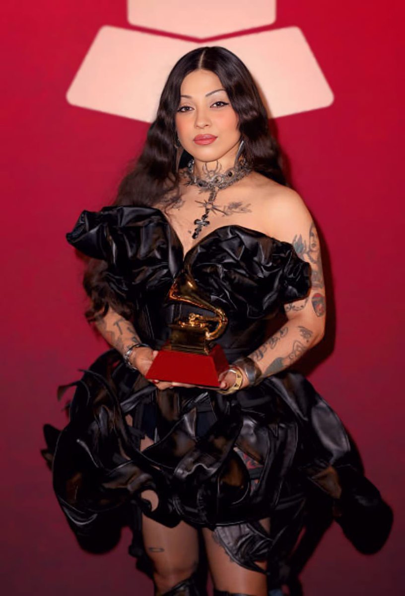 Mon Laferte tweet media