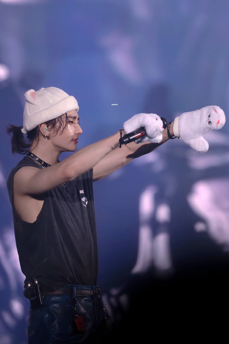 241116 🥟 HD
In dominATE Tokyo

#StrayKids #SKZ #스트레이키즈 #스키즈
#hyunjin #현진 #황현진