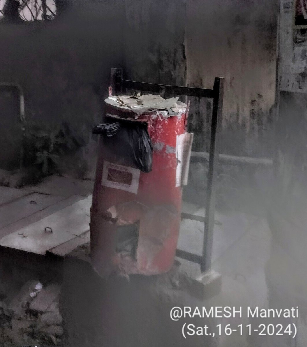 RAMESHManvati's tweet image. "....This is me as on date-much sought after in any locality in the past. 
But, times have changed; so has my 'status'..."

#LetterBox #communication #letters #CommunityEngagement 
#social bonds 
@IndiaPostOffice