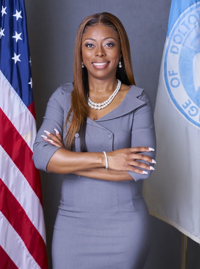 Airplanmode1998's tweet photo. Since niggas are still stuck on identity politics let’s talk how the these Black mayors are are running their cities in the mf’n ground. https://t.co/UadAtkAzos