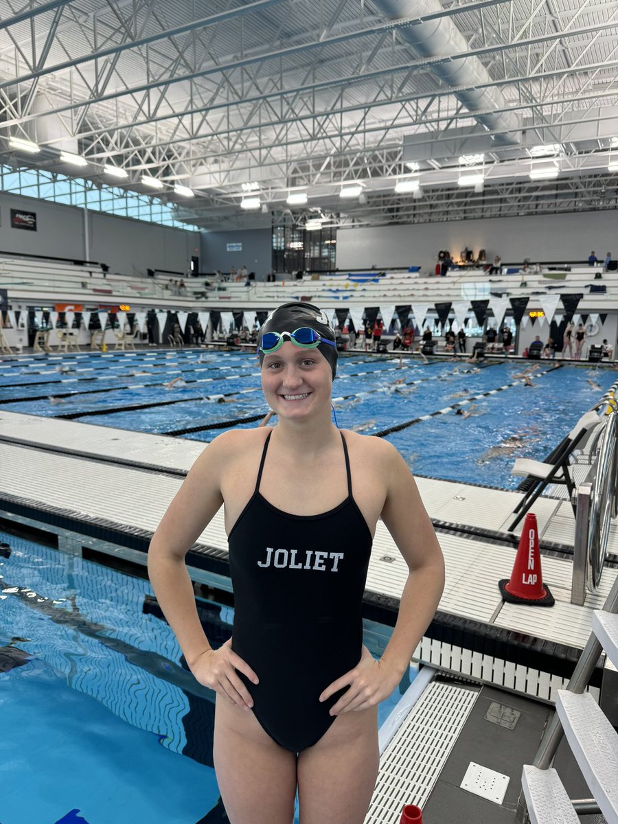 Good luck to Emma Overall as she competes in the IHSA swimming state finals today in the 200 and 500 Freestyle. Swim fast! #lastonefastone <a href="/JolietWestAD/">Steve Millsaps</a> <a href="/JolietCentralAD/">Joliet Central Athletics</a>