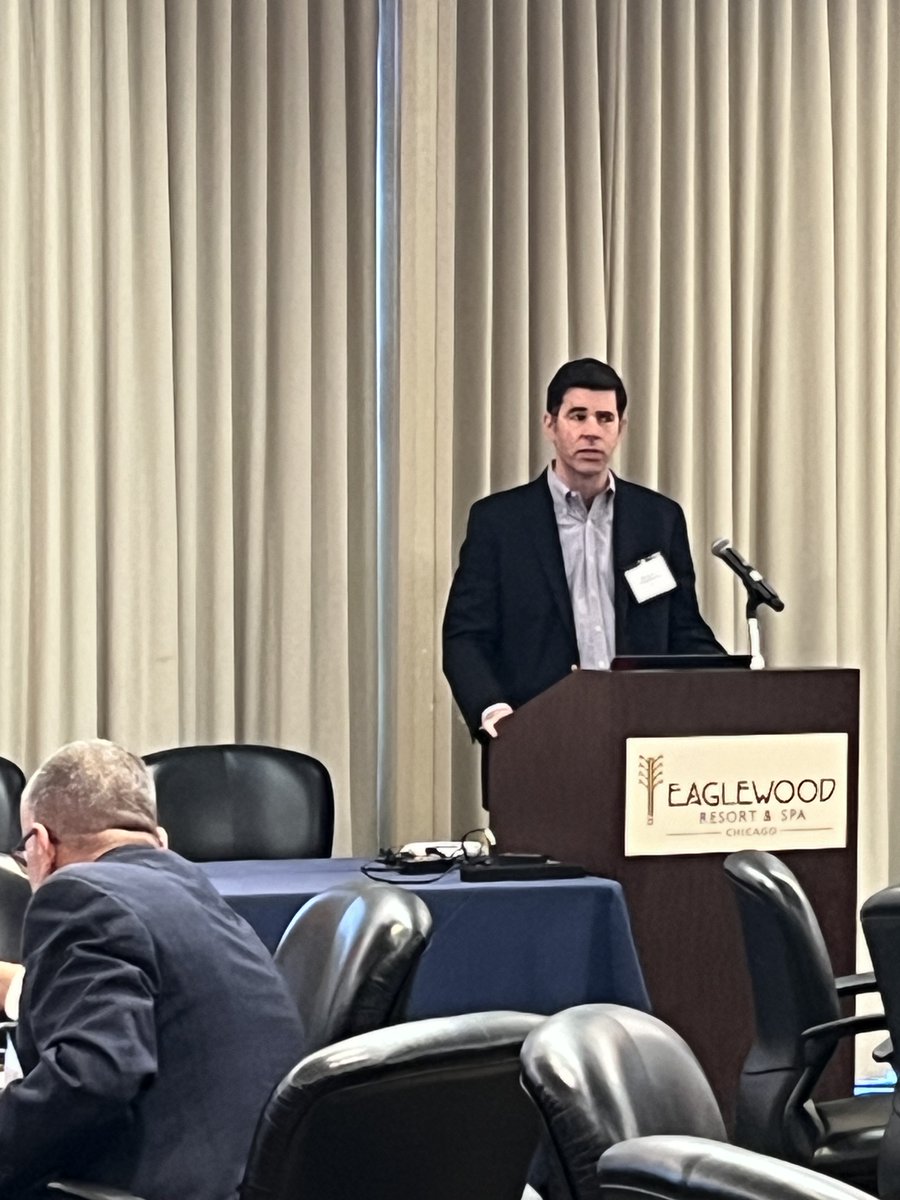 NRCDP_K12's tweet image. Valuable insights from Bill Mack and Emad Eskandar on managing research finances and NIH funding mechanisms with great questions from the K12 participants.