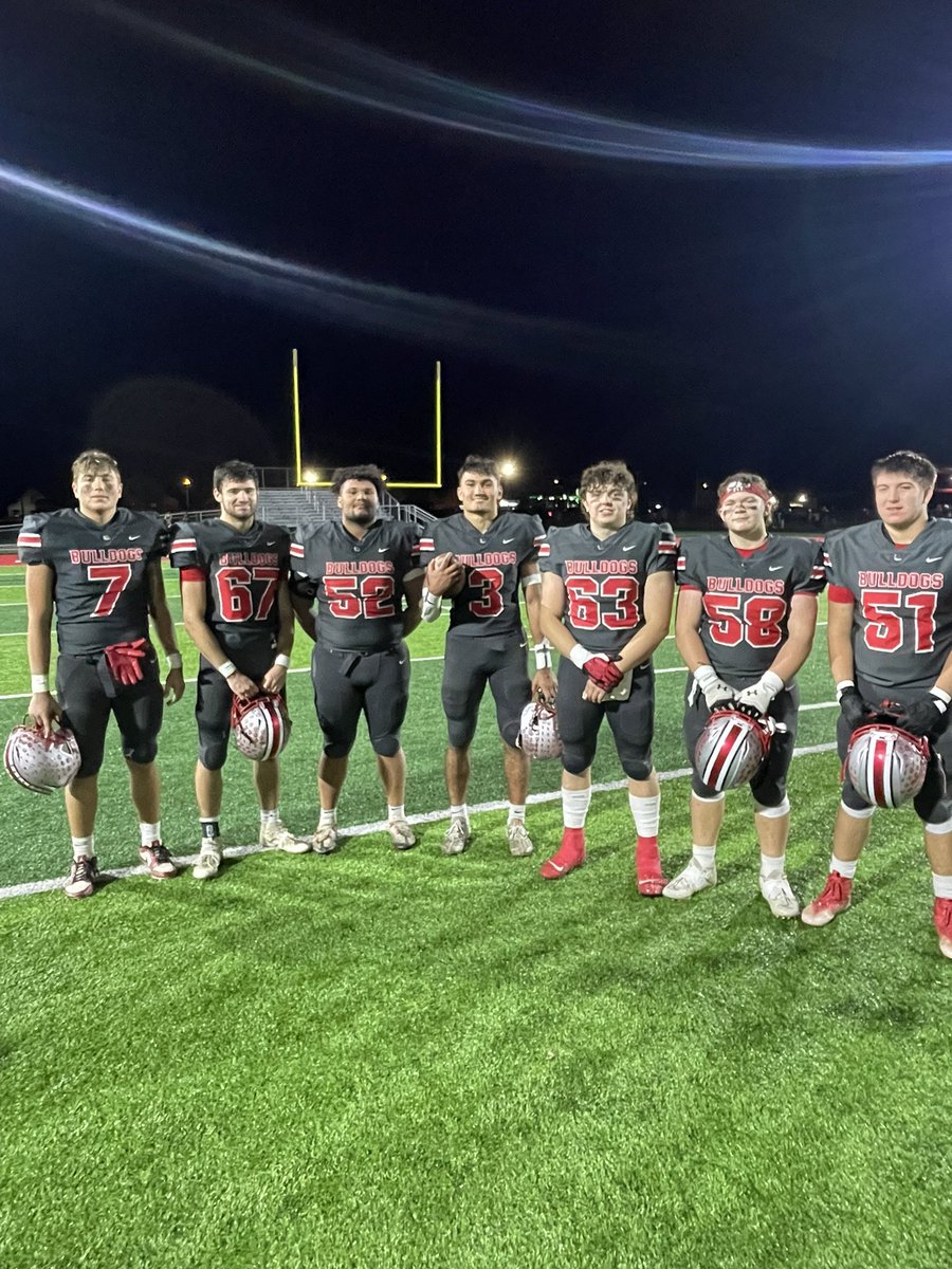 TeresaW68513512's tweet photo. @TrentBarraza passes Blaine Maag’s 20 year old record and now leads Columbus Grove in all time rushing yards.  Sitting at 6,139 career &amp; still climbing! 👏🏽❤️ https://t.co/3zuw7Q7uAM
