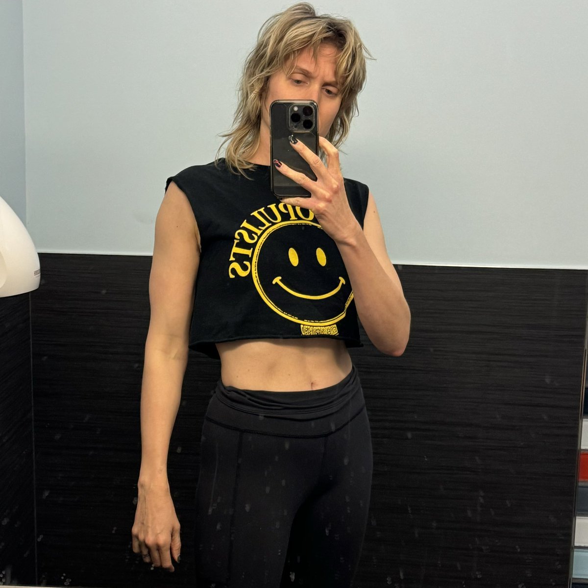 kewlshrek tweet media