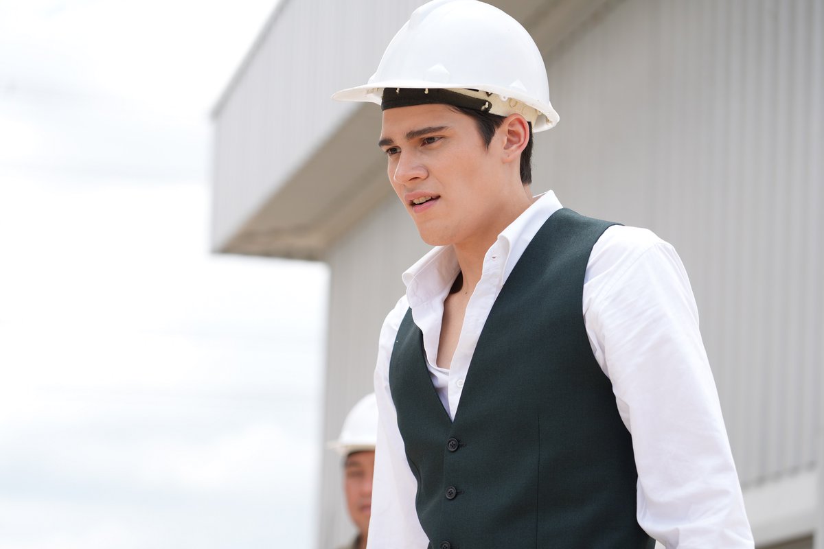 prjipata's tweet photo. “เจมส์” ช็อก นั่งร้านถล่มทับตัว “กาด” กลางไซต์งาน ในซีรีส์ Bad Guy My Boss #เจ้านายร้ายรัก อีพี 10

https://t.co/FhBiDAyuzQ

#BadGuyMyBoss #gaOOLala #jamesprescott_ #kadploysupa #RoseStudio #RSDG #VIUThailand #กาดพลอยสุภา #ช่อง8 #ละครช่อง8 #เจมส์เพรสคอท https://t.co/Ap081kZA28