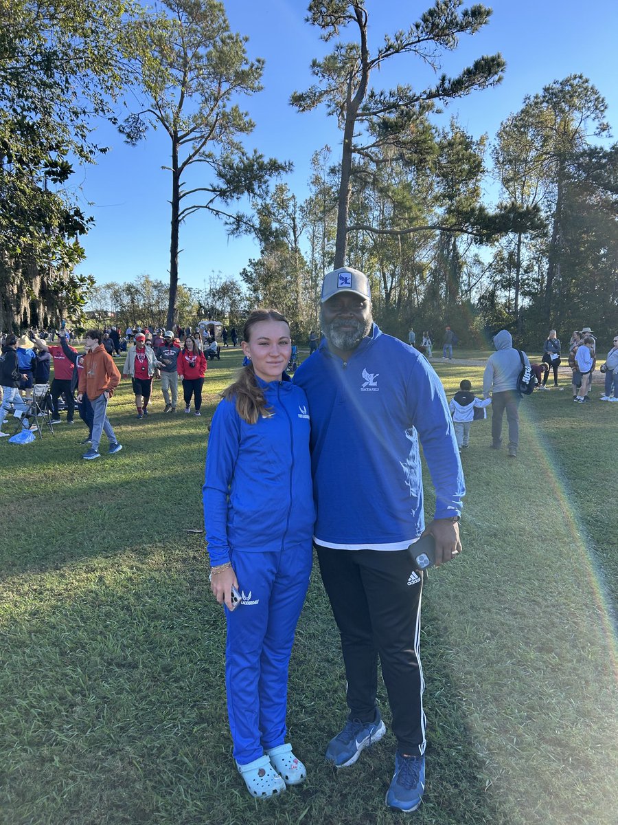 Flying L's T&F tweet media
