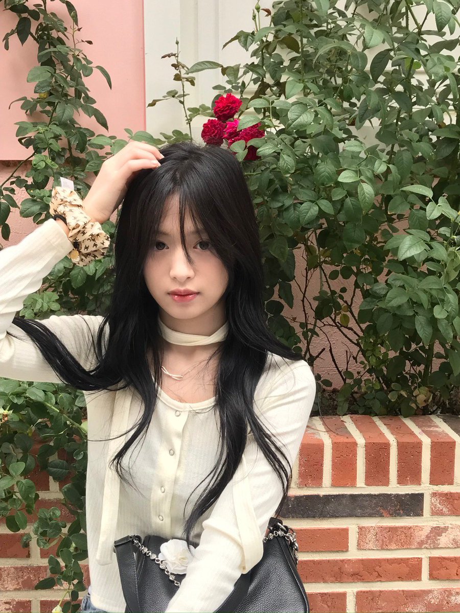 Ahyeon tweet media
