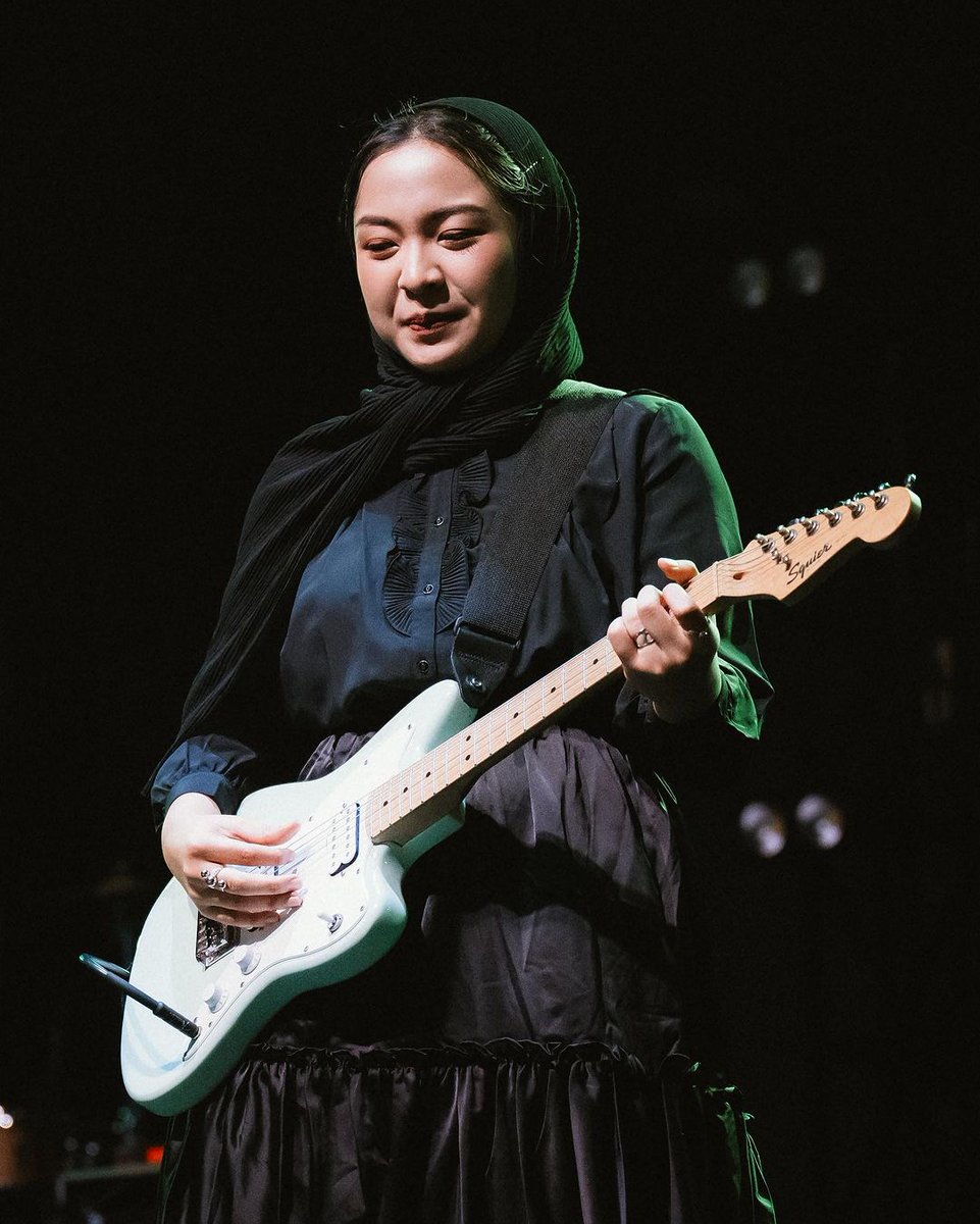 iPopBase's tweet photo. Bernadya stuns in new photo. https://t.co/KodS5e6x6D