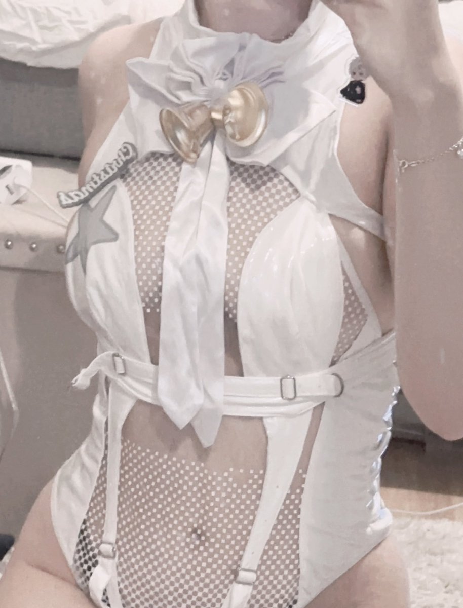 I’m so happy my new NIKKE , Winter Shopper Rupee cosplay arrived!
♡ ♡ ♡
Need to fix some stuff on it before I’m ready to do a real costest with it…

~ ⋆ 𝜗𝜚 #cosplay #anime #game #cosplaygirl
#GoddessOfVictoryNIKKE #NIKKE #wintershopperrupee #rupeenikke #勝利の女神 #ルピー
