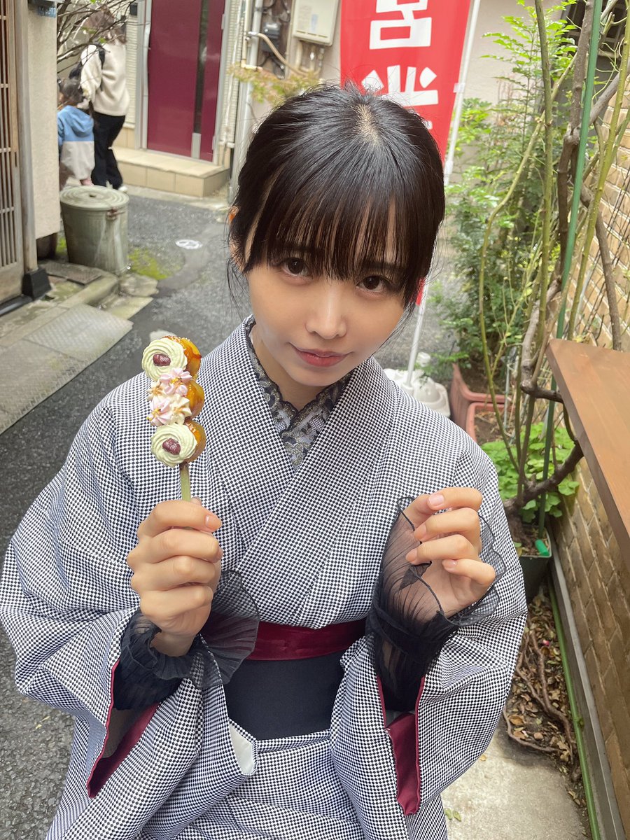 真中つぐの裏垢 tweet media