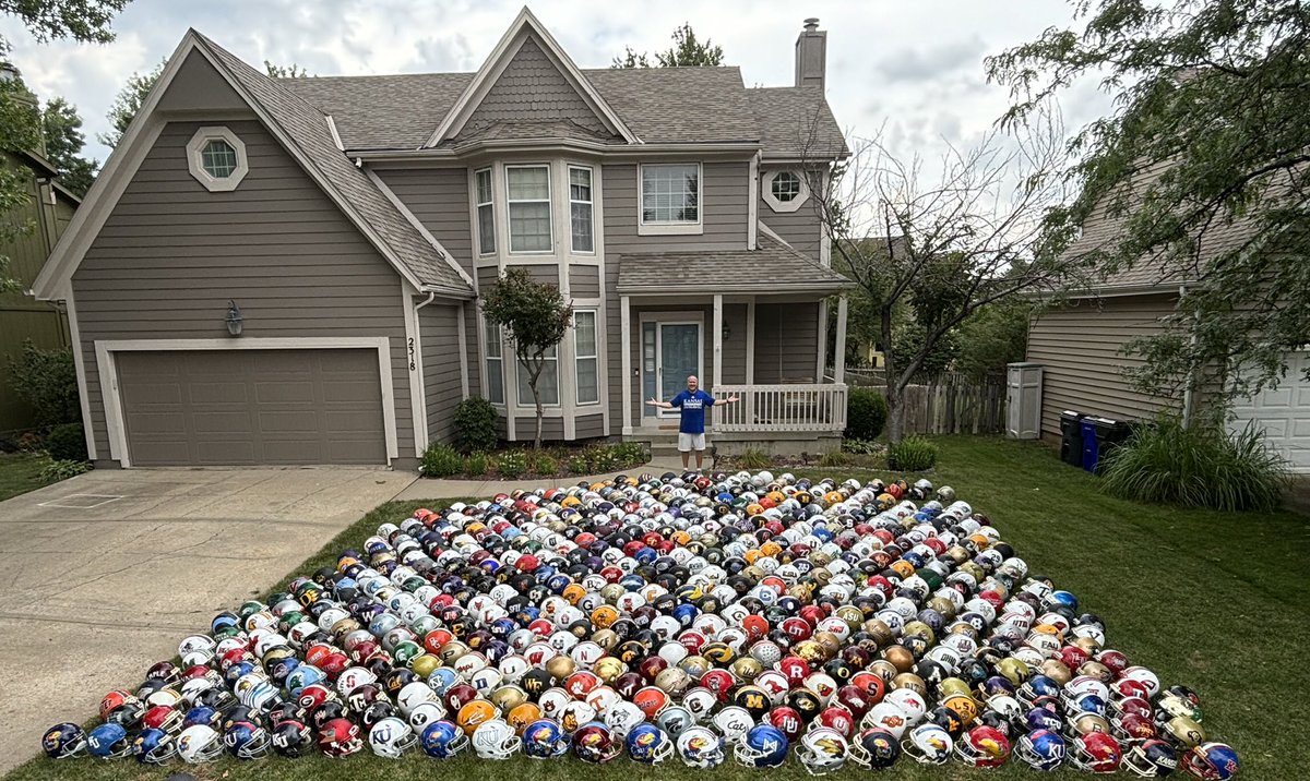 JerryQuickel's tweet photo. It’s the last week of the regular season for @NAIAFBALL @D2Football @d3football!  Almost time to start begging coaches and equipment people for rejected helmets! Your trash is my treasure! Please retweet and follow to help my collection grow! I love CFB! Thanks for the support! https://t.co/WWdQDRJ8ak