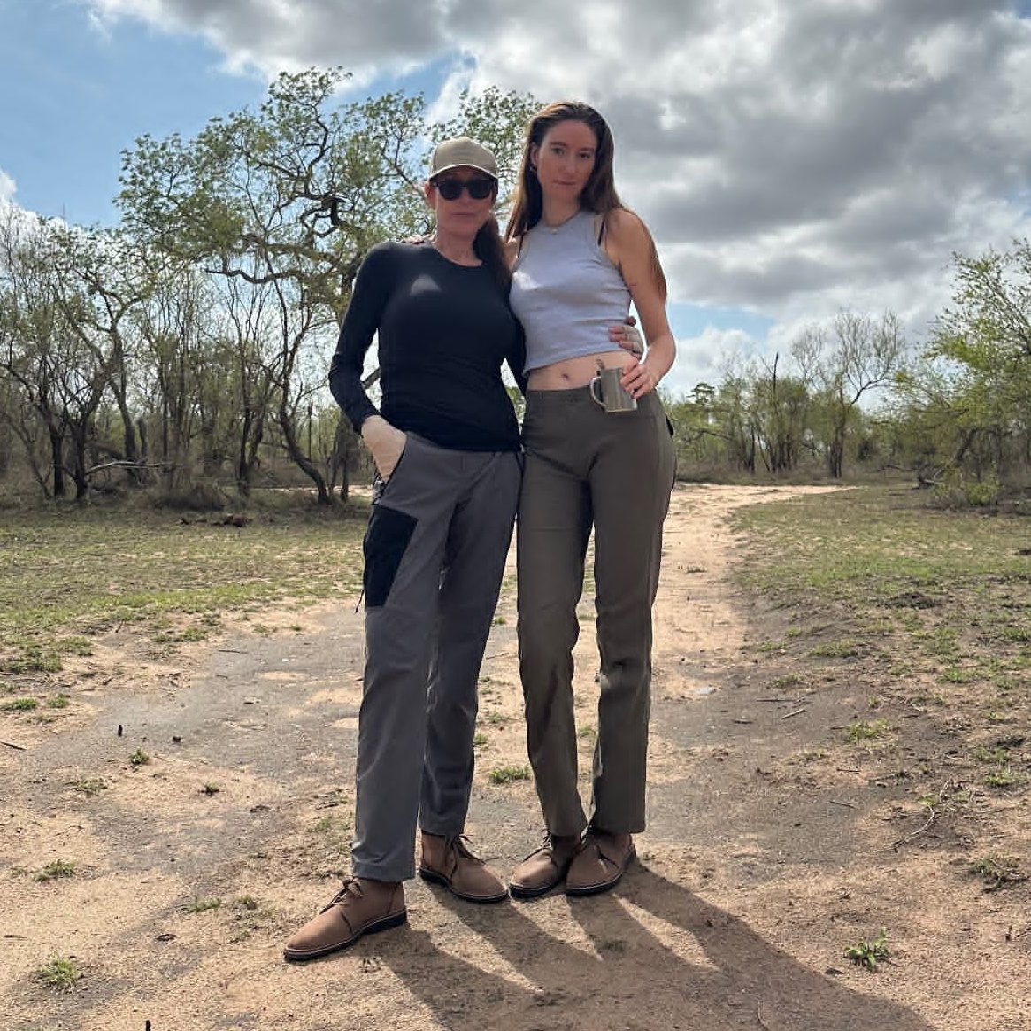 kateythings's tweet photo. Katey and her daughter in South Africa, where Katey is currently filming Netflix's "One Piece".

She is set to play Dr. Kureha. https://t.co/bu6j7gZKXe