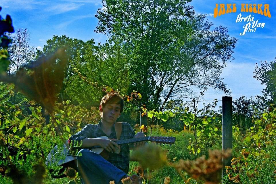 undereyejake's tweet photo. favorite thing about this old facebook post is that no one else got a solo photoshoot 😭 and you know he knows he ate it upppppp https://t.co/o6boSHdwnA