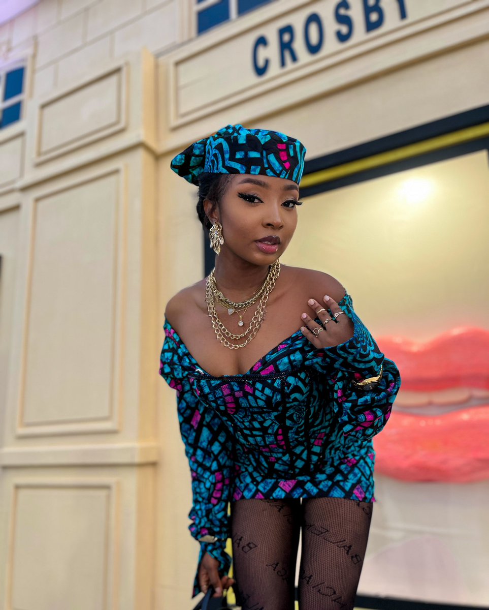 dera_grey's tweet image. I made this Ankara piece myself  for #gtcofashionweekend