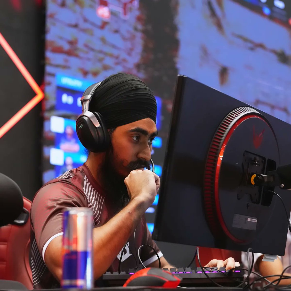 skyesportsintl's tweet photo. โก AMD GameOn Day 1 wrap up & what an exciting day we've had! From tough competitions to engaging gaming sessions, we have witnessed it all! Gear up for more tomorrow! ๐ซก๐ฅณ
#AMD #Ryzen #Radeon #AMDGameOn2024 #CS2 #Esports #Skyesports https://t.co/I0isXaM7D5