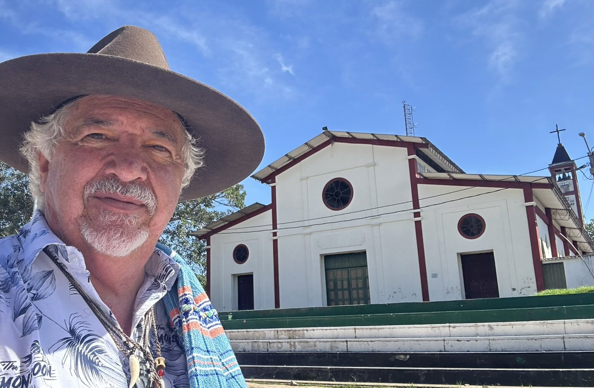 darosselli's tweet photo. — G I G A N T E S C O S —

Y continúa el conteo regresivo de los municipios más extensos con el #15, Puerto Leguízamo, casi medio Putumayo. Su lindero norte es el río Caquetá, y al sur el río Putumayo, frontera con Ecuador y Perú. 

🧵👇🏻 https://t.co/sKNUizQHMd