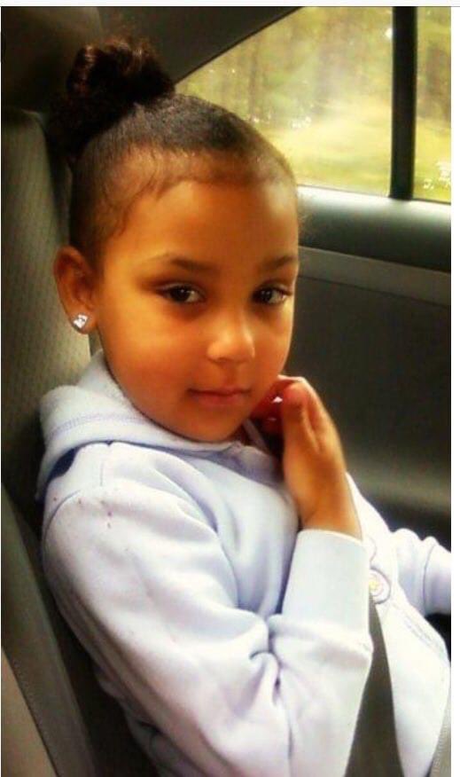 PINAYJD's tweet image. #neverforget Rest In Love, Princess 💛 #ShaniyaDavis 
June 14, 2004 - No ember 16, 2009