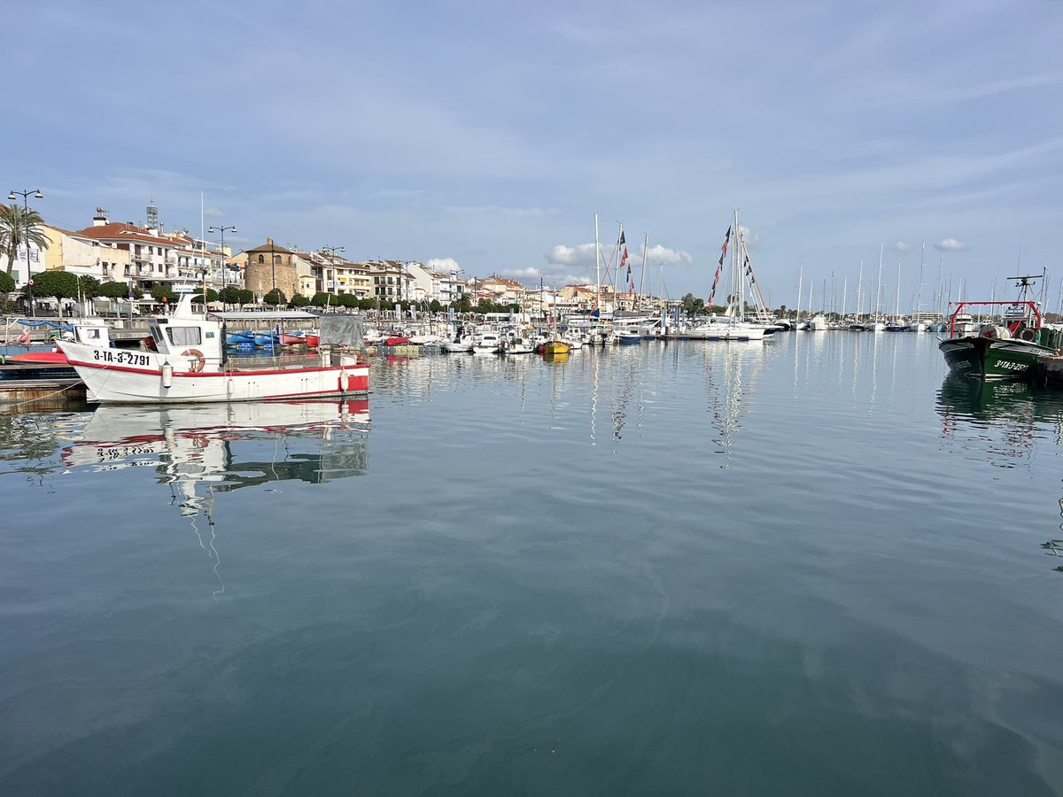 ¿Algo mejor que comer rico, con buena compañía y buenas vistas?😍🙈

<a href="/CambrilsTurisme/">Cambrils Turisme</a> <a href="/bcnTB/">BCN Travel Bloggers</a> 
#Cambrils #InCrambrils2024 #BCNTB11
