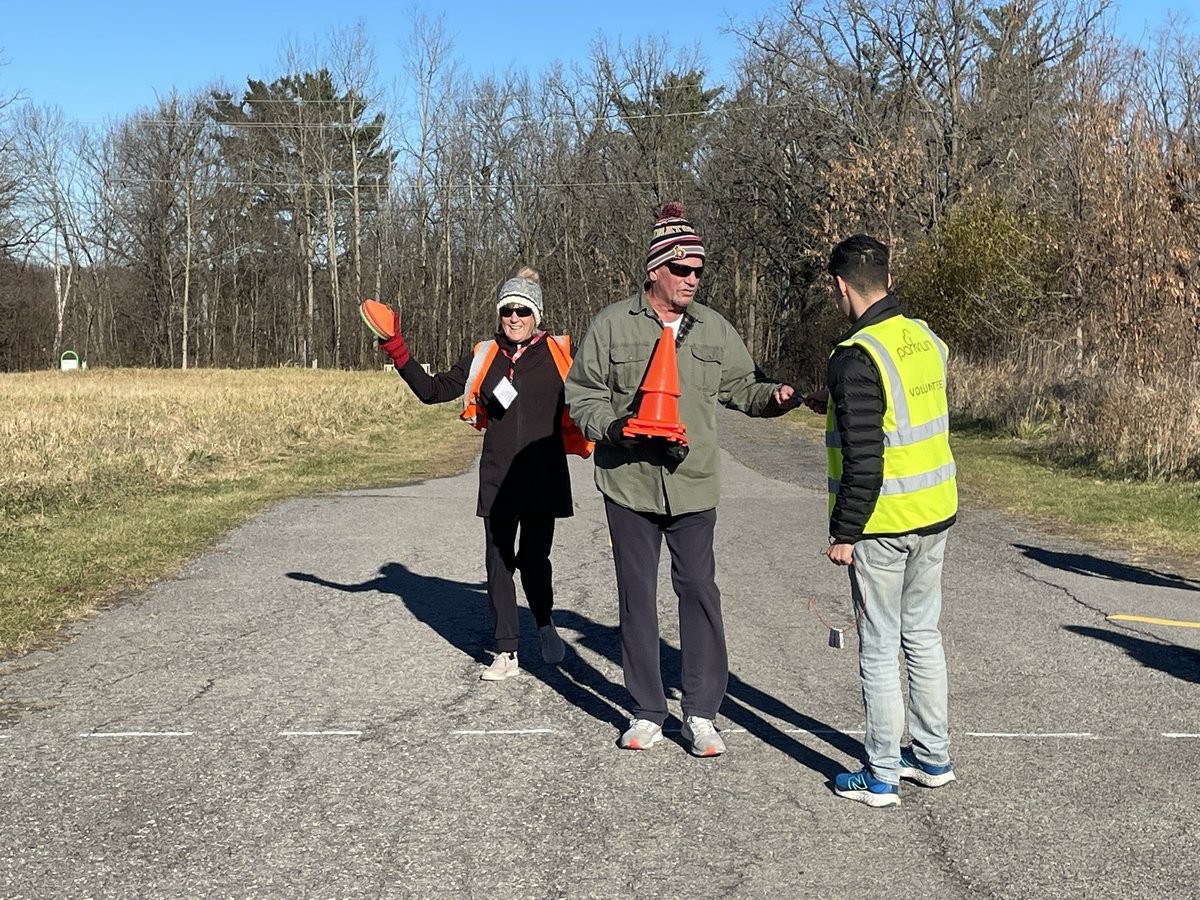 orleansparkrun's tweet photo. 214th event / 214e évènement - NOVEMBER 16

We had 85 participants, including several first-timers, and visitors from England, who ran, jog or walk!

Thanks again to our volunteers, who made this event possible. 🏃🏻‍♂️🏃🏼‍♀️🚶‍♀️🦮
Check this week’s results:

https://t.co/PuaF7RzAug https://t.co/AVCb9BsmbW