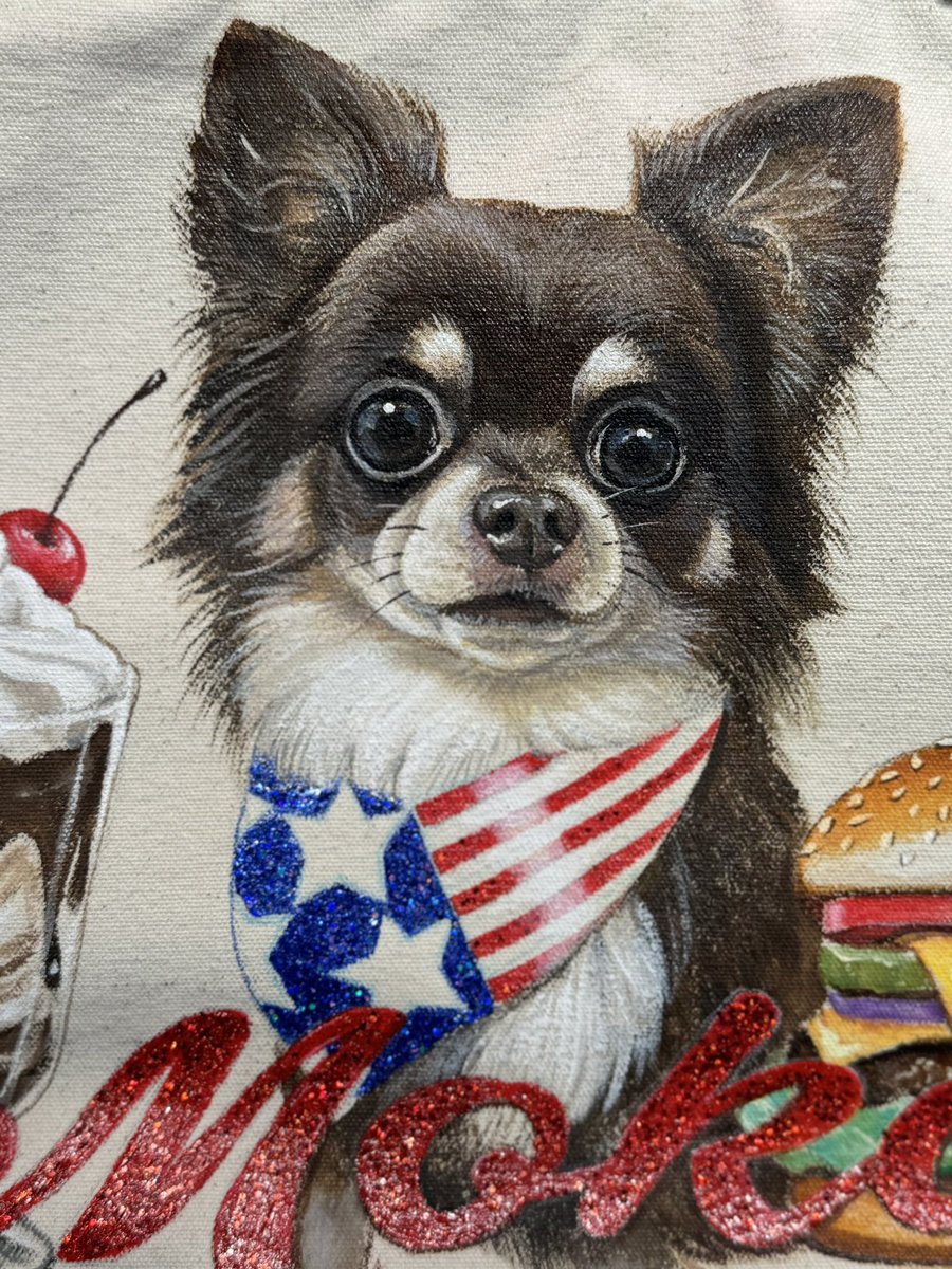 kikuyan65's tweet photo. アメカジ チワワ  #アメリカンダイナー 雰囲気 #hamburger #スムチー#chihuahuaofinstagram #pappy #chihuahua #パピー #dog#多頭飼い #ワンワン #kikuyan #チワワ https://t.co/zFWLGfo7jK
