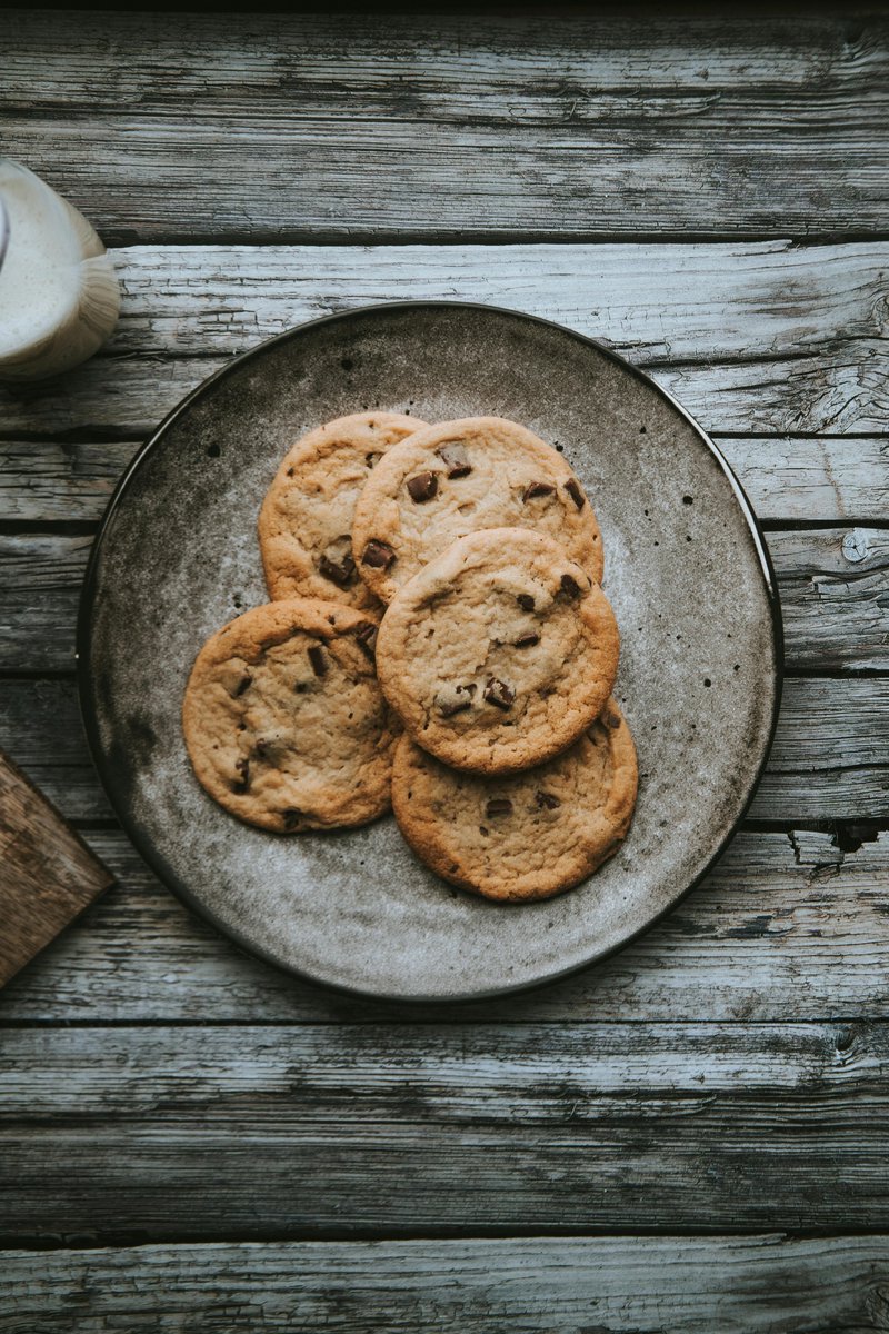gourmetkitchngr's tweet image. For chewy cookies, underbake slightly—they’ll set as they cool! Use our oven thermometer for precision.

gourmetkitchengear.com

#ChristmasCookies #HolidayBakingTips #BakingPerfection #GourmetKitchenGear #CookieLovers #FestiveFlavors #HolidayJoy