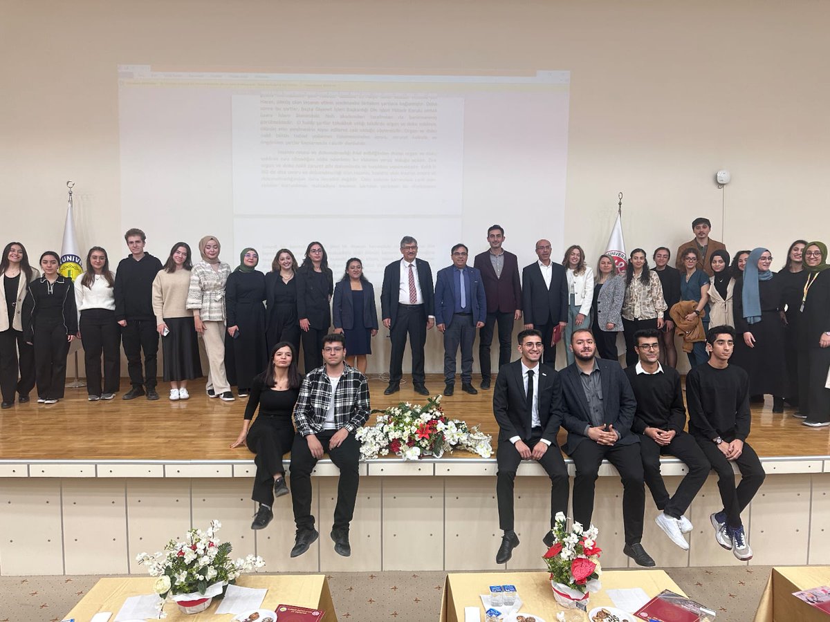 harrantob's tweet photo. Değerli Gönüllülerimiz;
Harran TÖB olarak toplumda eksik ve yanlış bilginin hakim olduğu organ bağışı konusunu uzman hocalarımızla cerrahi, psikolojik, etik ve dini açıdan ele aldığımız ✨Organ Bağışı Farkındalık Sempozyum'unu✨ gerçekleştirdik.
@turkmsic @hrumedya @TipHarran https://t.co/bqSXjTH5Pq