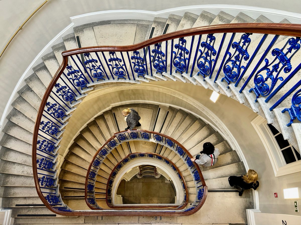 #HastingsBattleaxe goes to London twice in one week. Enjoys the #CourtauldGallery.
hastingsbattleaxe.com/2024/11/hastin…