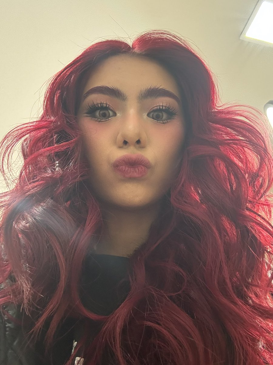 Day 1 !!! Thank you for the screams sana po nakauwi lahat and please stay safe tm!!