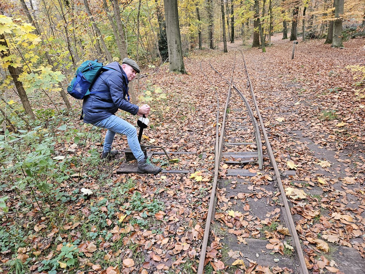 matistico's tweet image. Wisselspeler #TrolleyProblem #RijssensLeemspoor