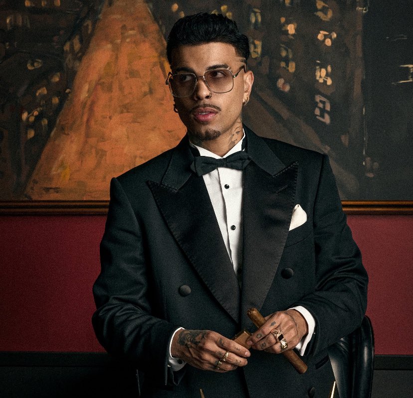 chartdata's tweet photo. Rauw Alejandro's 'Cosa Nuestra' earned 34.14 million streams in its first full day of release on Spotify.

It marks the biggest debut of his career. https://t.co/9ozWAkLdy7