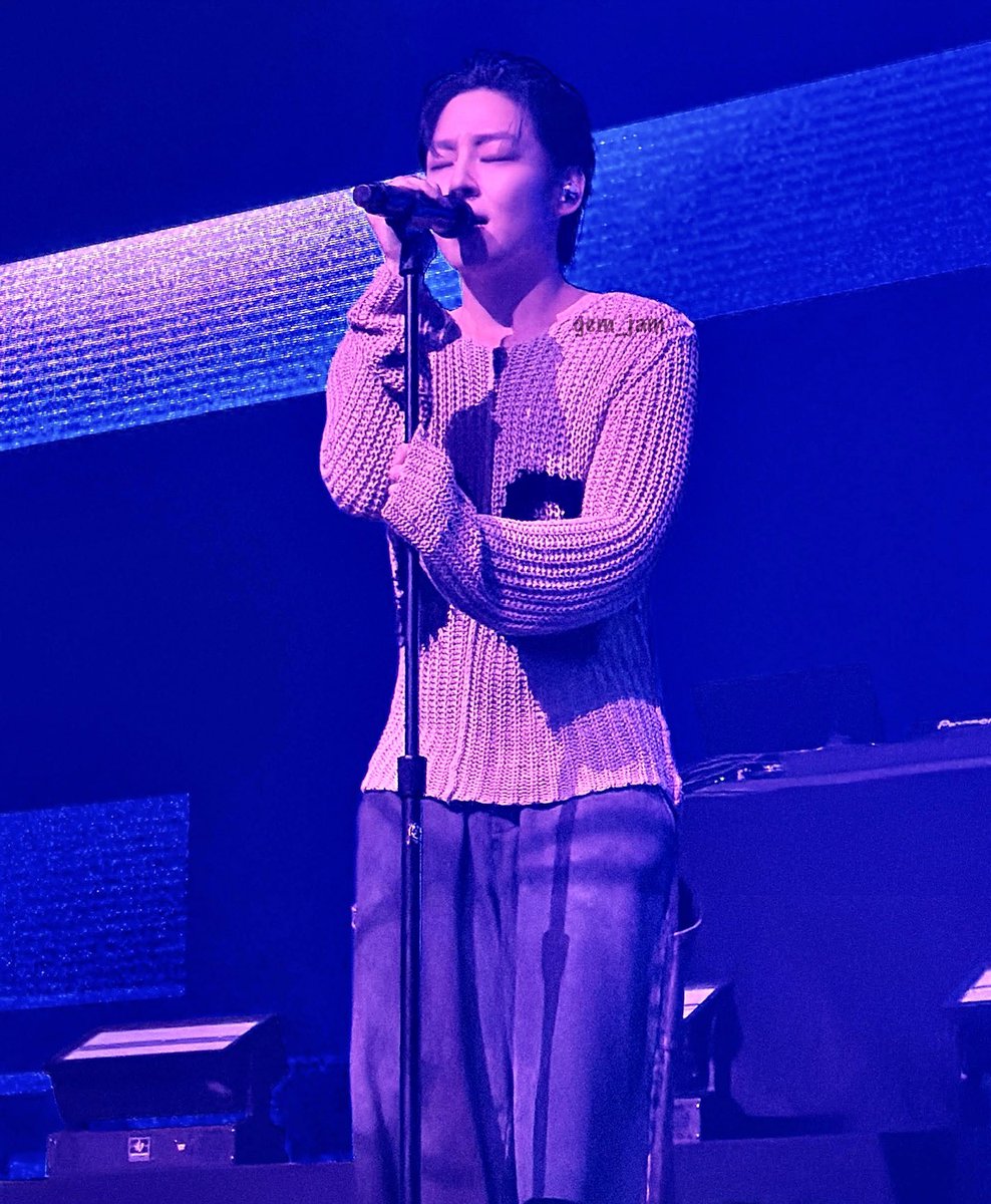 gem_jam's tweet photo. The last show of the B4 We Die World Tour is tomorrow in LA so here’s a throwback to the NYC show. 

#Woosung #B4WEDIETour #Woolfpack https://t.co/JXzdpbebfz