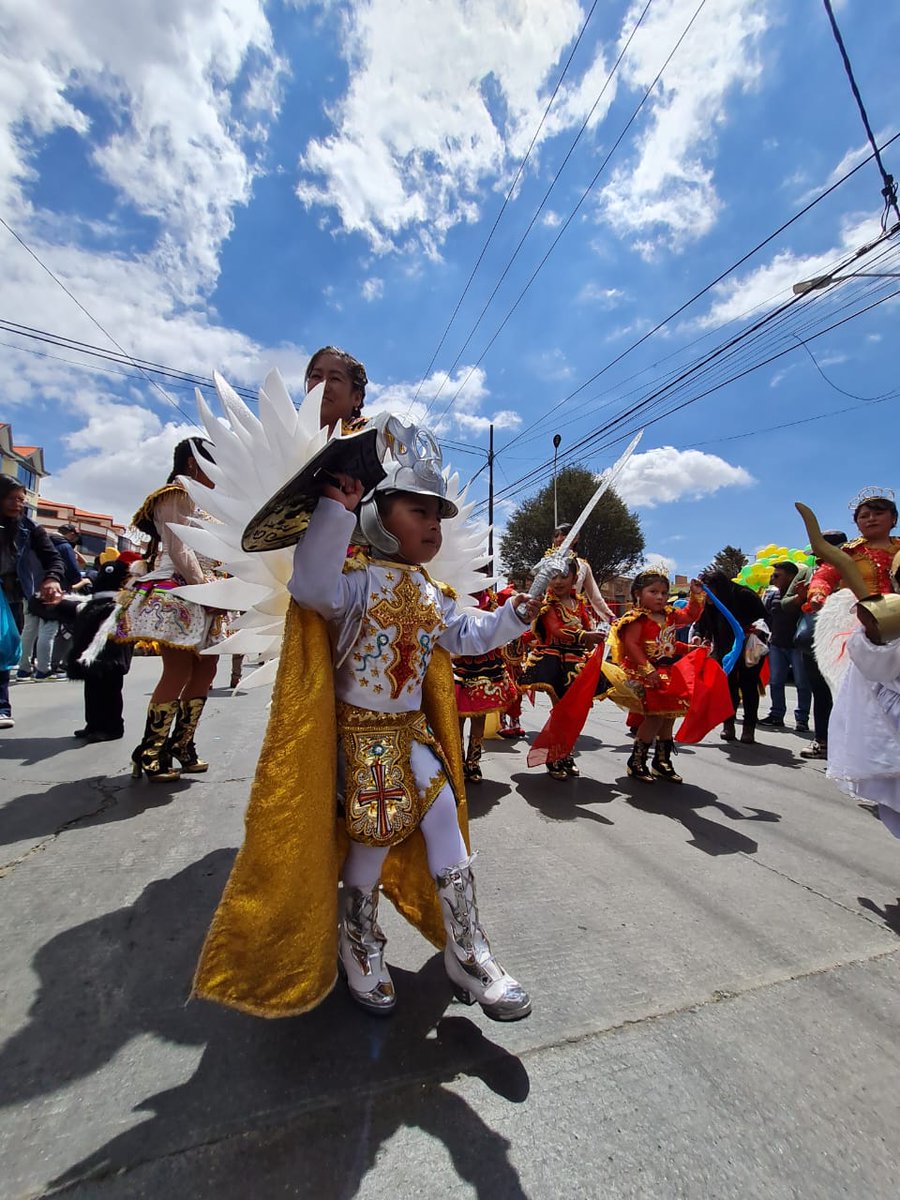 RenuevaBolivia's tweet image. #deÚltimo | 43 centros infantiles de Pan Manitos participan en la primera versión Jisk'a Entrada 2024.
#EvaCopa #ElAlto #RenuevaElAlto
