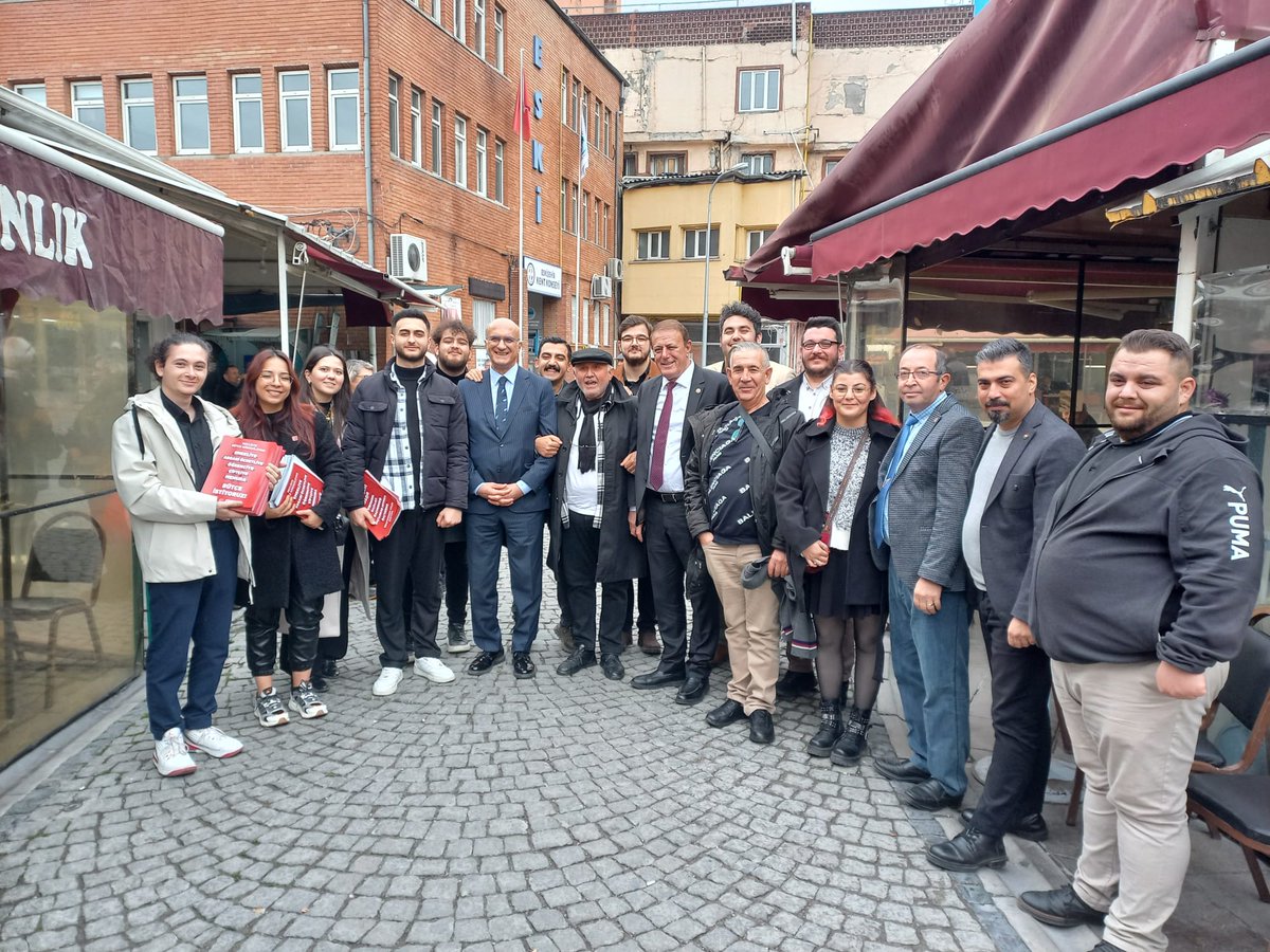 SebahattinTet18's tweet photo. Bugün ziyaretimize gelen Ankara milletvekili Sayın TEKIN BİNGÖL ve Aydın milletvekili Sayın HÜSEYİN YILDIZ'A ziyaretlerinden dolayı kendilerine çok teşekkür ederiz. https://t.co/D0Snp776a4