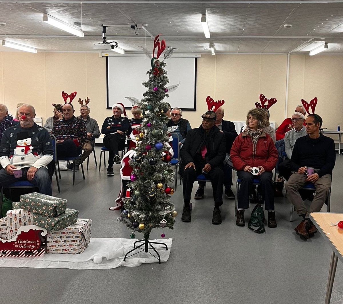 UHL Mesothelioma CNS (@meso_cns_uhl) on Twitter photo Feeling festive. East Midlands Mesothelioma support group. Recording our annual "carol off" entry. Thank you to Simone Hardy for our lunch.
<a href="/Mesouk/">Mesothelioma UK</a> <a href="/EMASTUK/">EMAST - East Midlands Asbestos Support Team</a> <a href="/Leic_hospital/">Leicester's Hospitals</a> <a href="/irwinmitchell/">Irwin Mitchell</a> Feeling festive. East Midlands Mesothelioma support group. Recording our annual "carol off" entry. Thank you to Simone Hardy for our lunch.
<a href="/Mesouk/">Mesothelioma UK</a> <a href="/EMASTUK/">EMAST - East Midlands Asbestos Support Team</a> <a href="/Leic_hospital/">Leicester's Hospitals</a> <a href="/irwinmitchell/">Irwin Mitchell</a>
