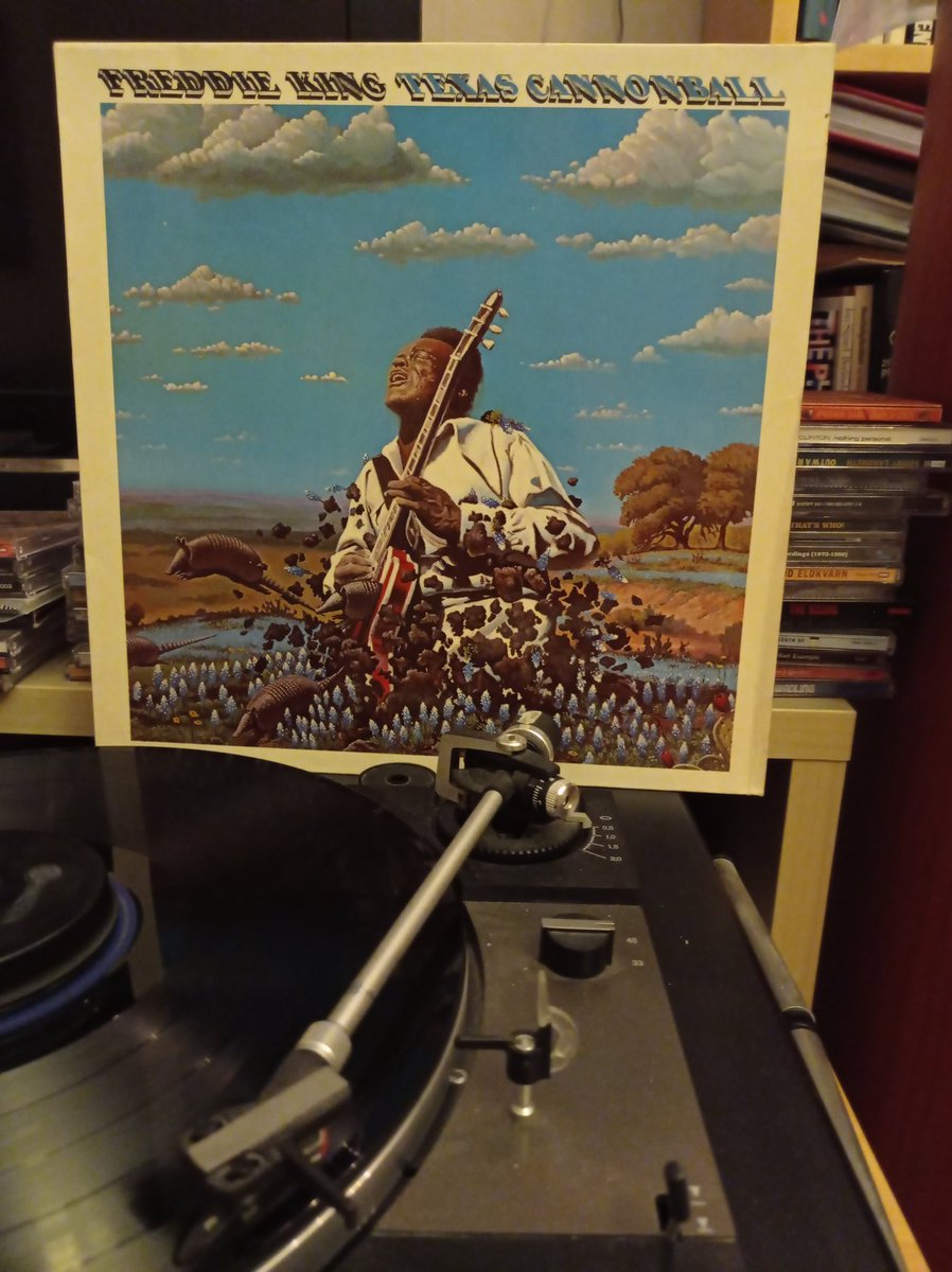 På min grammofon ikväll: Freddie King med plattan "Texas Cannonball" från -72. 
Fantastiskt bra platta. Producerad av den evige Leon Russell ♥️