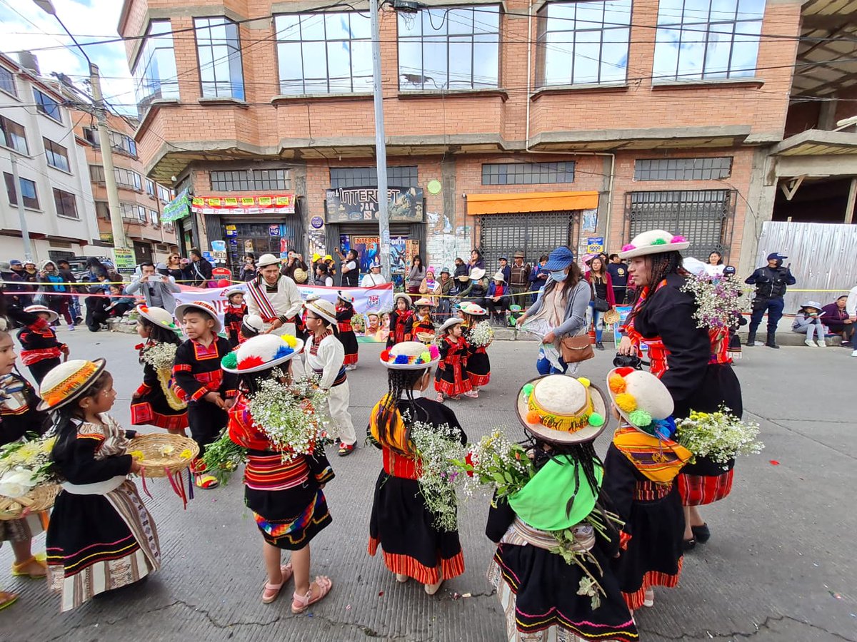 elaltogamea's tweet image. #deÚltimo | 43 centros infantiles de Pan Manitos participan en la primera versión Jisk'a Entrada 2024.
#EvaCopa #ElAlto #RenuevaElAlto