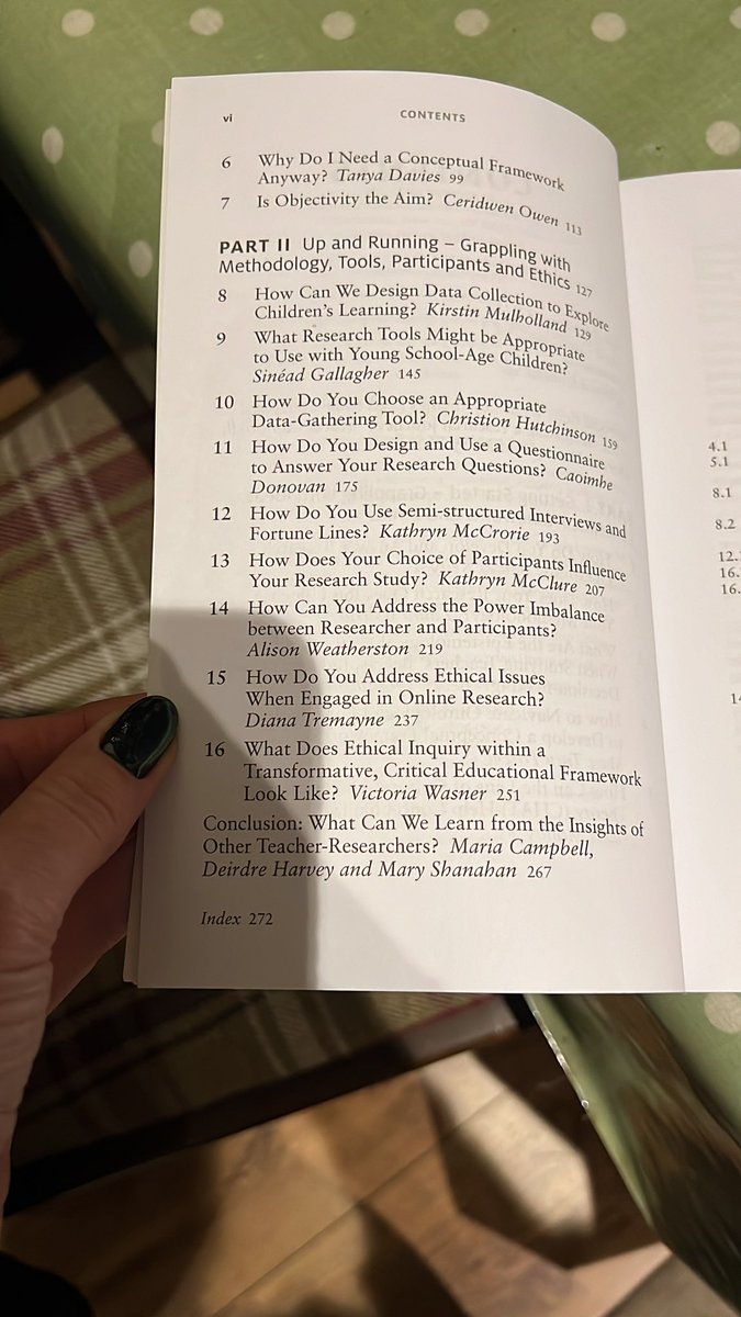 Chuffed to bits to have this in my hands - chapters contributed by 2 brilliant ex-students and three fantastic current students from #StrathEdD. A recommended read for all those people balancing the role of teacher-researcher 🤩