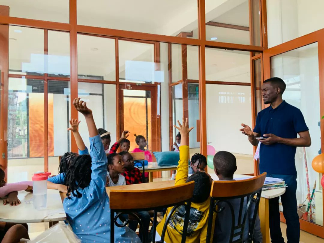 Kayondo_UG's tweet photo. Today, I had a very good time with these kids at The Book Drive Store. I jumped onto the invitation of Esther to read books to these toddlers but ended up directing a drama on Climate Change. It was really beautiful!

My thoughts go out to every child in the World. https://t.co/ArMoZrjpzL