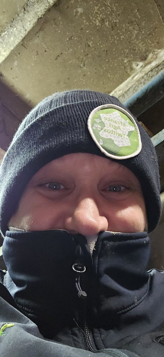 Les_Elles_Terre's tweet image. Dis qu'il fait froid sans dire qu'il fait froid 😏😜
#BonCourage 
#CellesQuiFontLeLait 
#FrAgTw