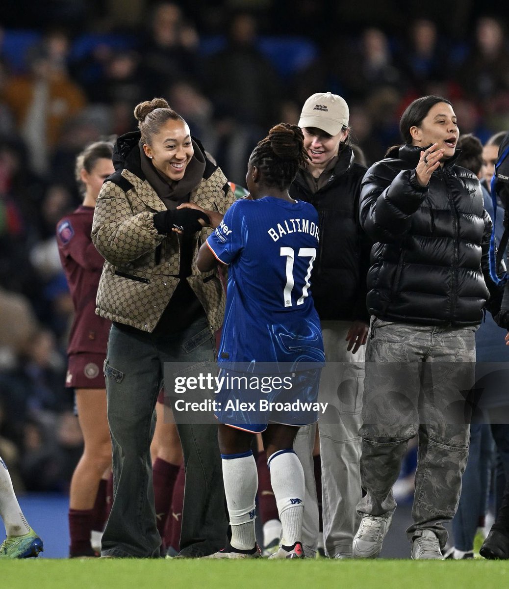 CFC__Women's tweet photo. Sandy, Lauren, Sam &amp; Niamh celebrating at full-time https://t.co/QT9ndvjRHJ