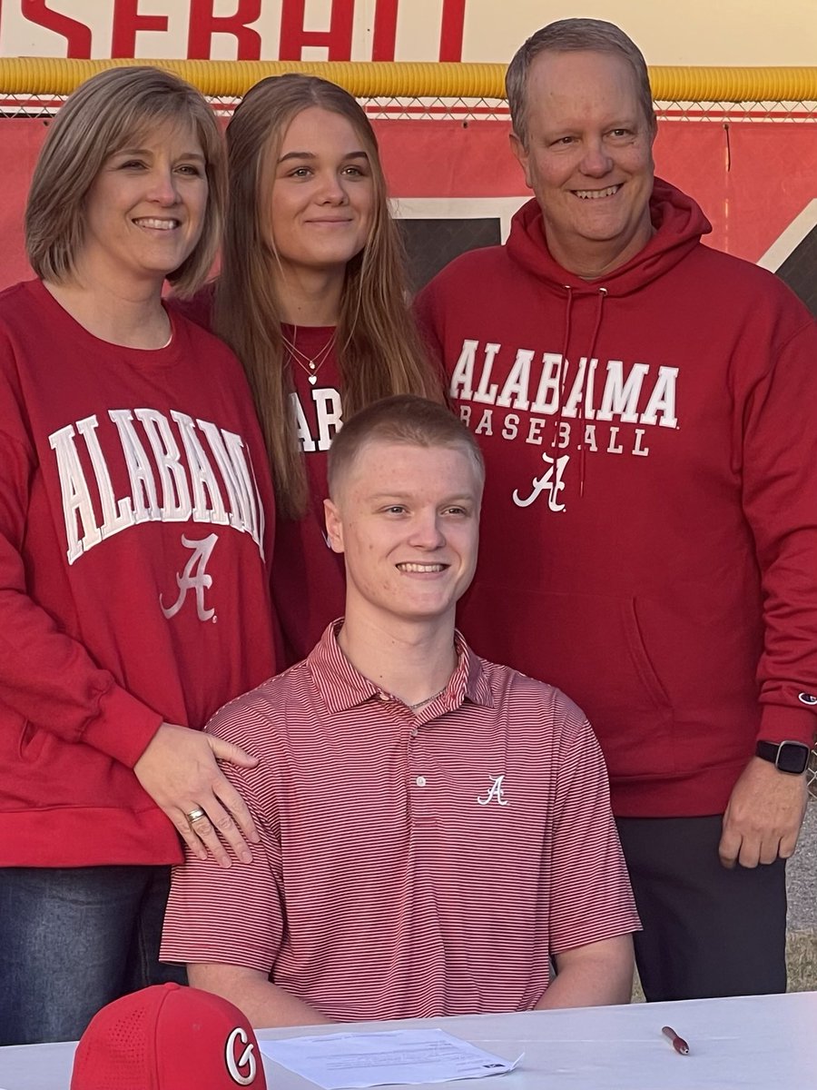 JBC_Baseball's tweet photo. Had a blast visiting Richmond this week to watch some of my favorite young men take the next step in their journey. Each is so fortunate to have an incredible family supporting them. Well done, men! ⁦@H3Consults⁩ https://t.co/Vb8MOu3KIn