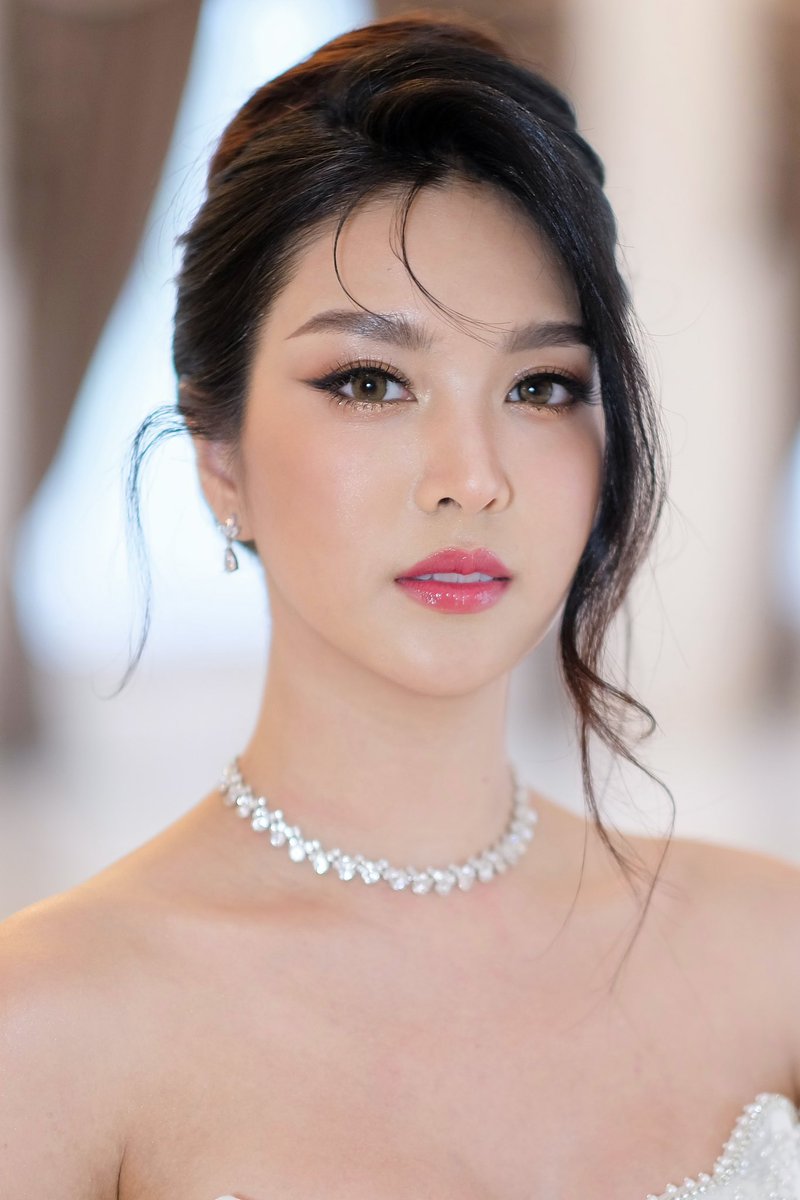 Thep_makeup's tweet photo. ดูแลคุณ เฟิร์นนพจิรา หรือพระสนมตันหยง
￼ดารานักแสดง จากละครแม่หยัว

ติดต่อสำรองคิว
📞094-351-4369
IG:thepmakeup_thailand
LINE ID:thep7890

#ช่างแต่งหน้ามืออาชีพ
#ช่างแต่งหน้าเจ้าสาว #หาช่างแต่งหน้าเจ้าสาว  #ช่างแต่งหน้าอุบล #แนะนำช่างแต่งหน้า  
#ช่างแต่งหน้า #ช่างแต่งหน้าทำผม https://t.co/51lfWZ36C2